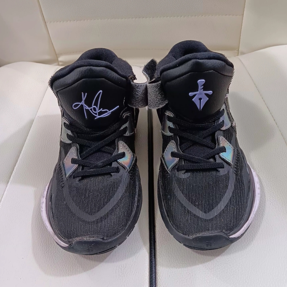 Nike Kids 11C Kyrie Infinity Black Casual Play School Everyday Shoes Unisex - Picture 6 of 9
